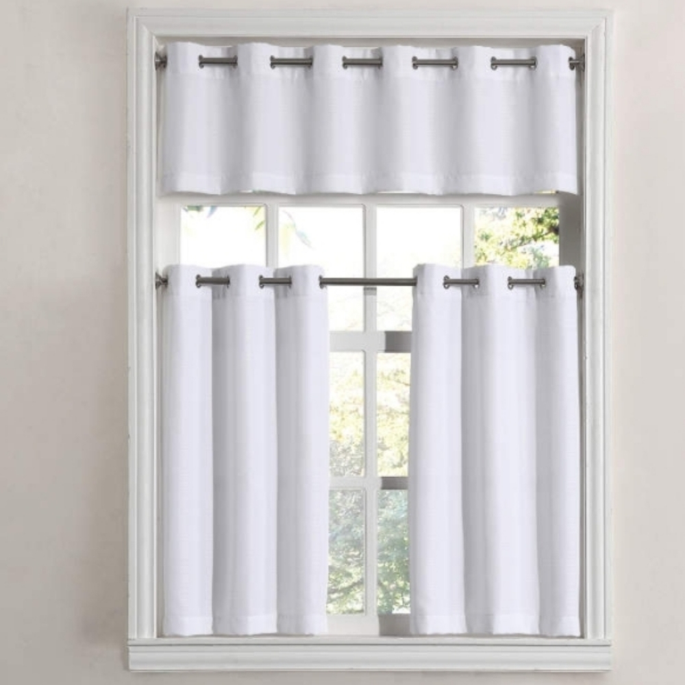 White Tucker tier & valance set